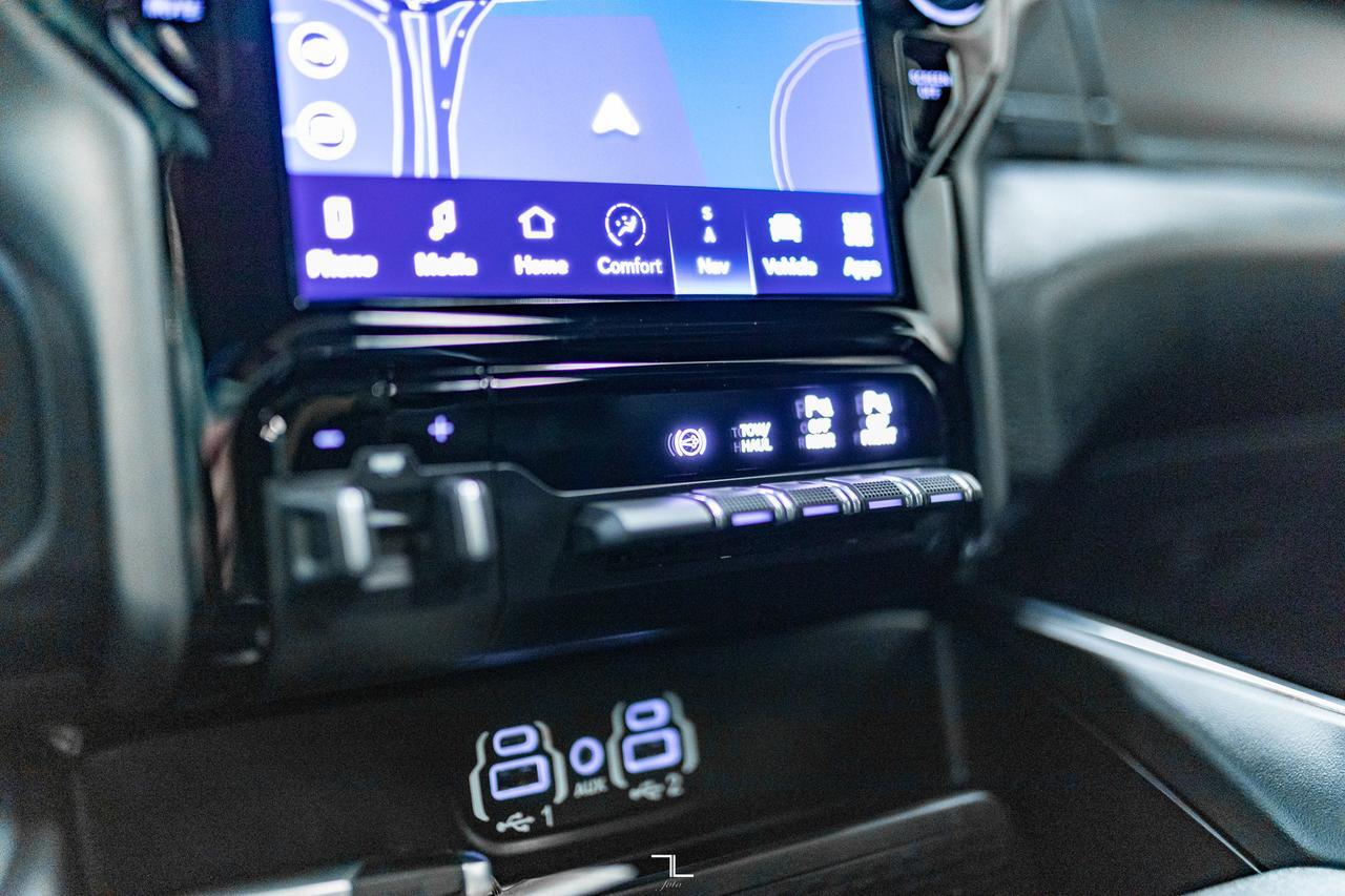 2024 Ram 3500 4x4 Crew Cab Laramie Diesel Leather Roof Nav BCam Red Deer AB