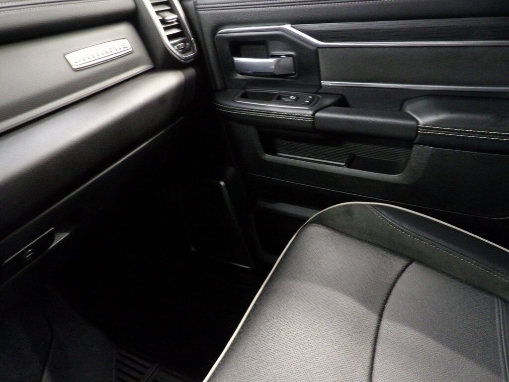 2024 Ram 3500 4x4 Crew Cab Laramie SRW Fond du Lac WI