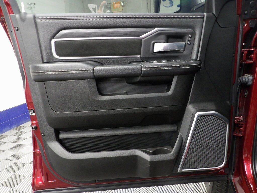 2024 Ram 3500 4x4 Crew Cab Laramie SRW Fond du Lac WI