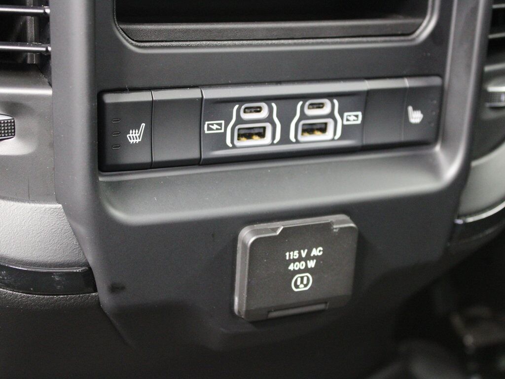 2024 Ram 3500 4x4 Crew Cab Limited DRW Fond du Lac WI