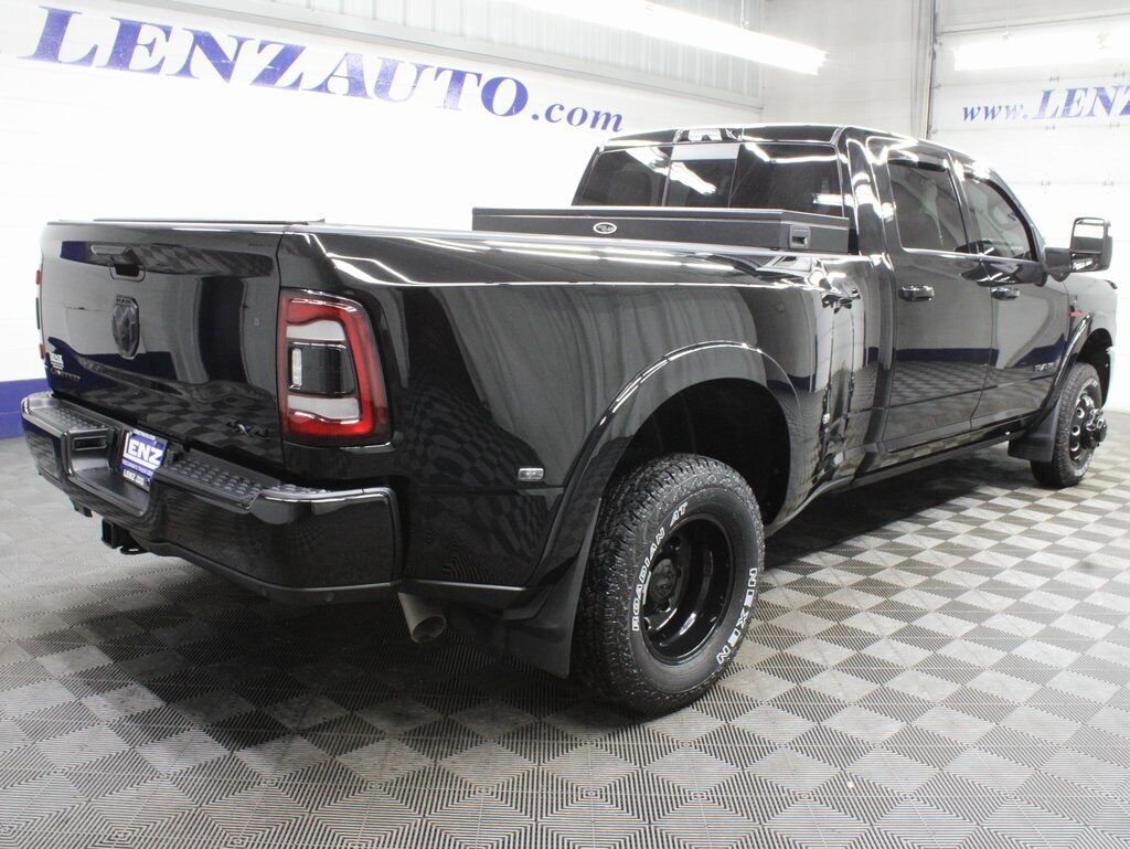 2024 Ram 3500 4x4 Crew Cab Limited DRW Fond du Lac WI