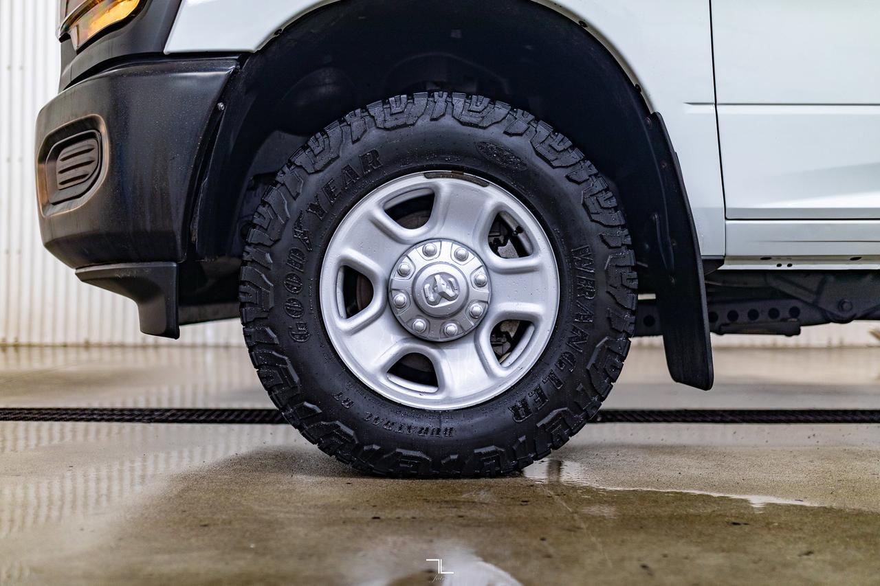 2024 Ram 3500 4x4 Crew Cab Tradesman Deck Diesel AISIN Red Deer AB