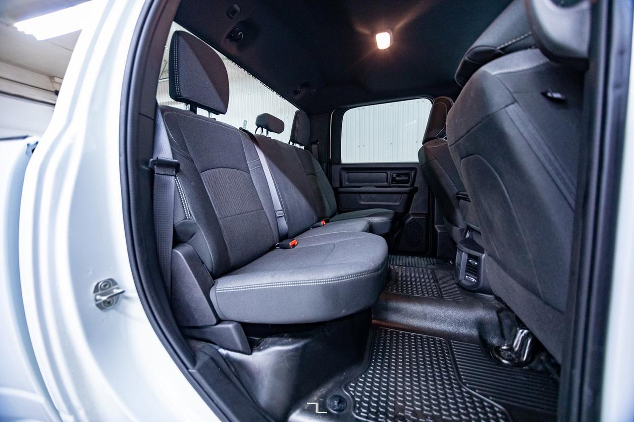 2024 Ram 3500 4x4 Crew Cab Tradesman Diesel Dually BCam Red Deer AB