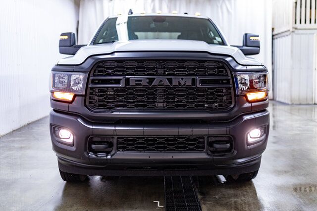 2024 Ram 3500 4x4 Crew Cab Tradesman Diesel Dually BCam Red Deer AB