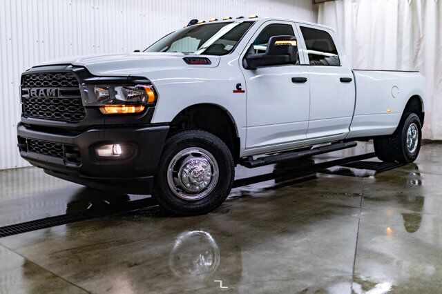 2024 Ram 3500 4x4 Crew Cab Tradesman Diesel Dually BCam Red Deer AB
