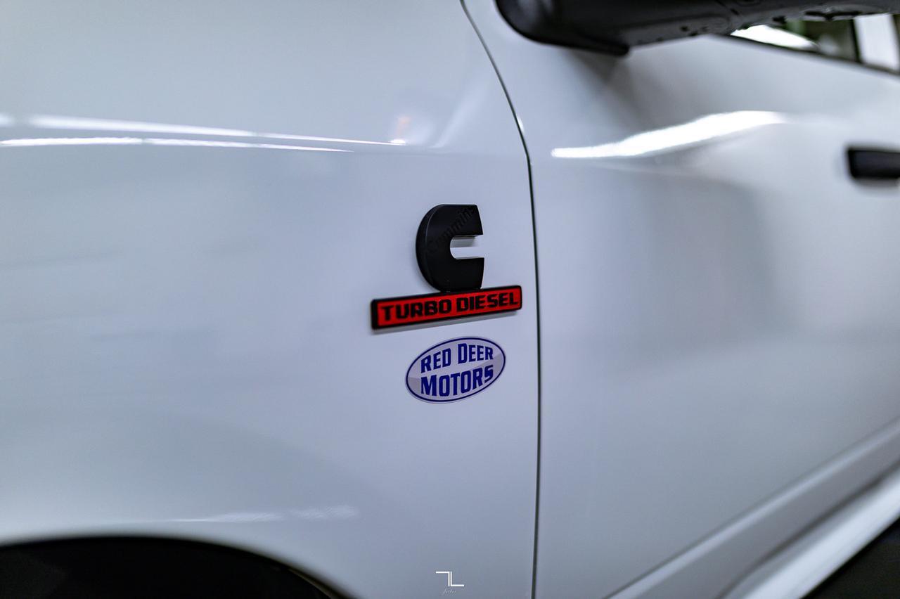 2024 Ram 3500 4x4 Crew Cab Tradesman Dually Diesel AISIN BCam Red Deer AB