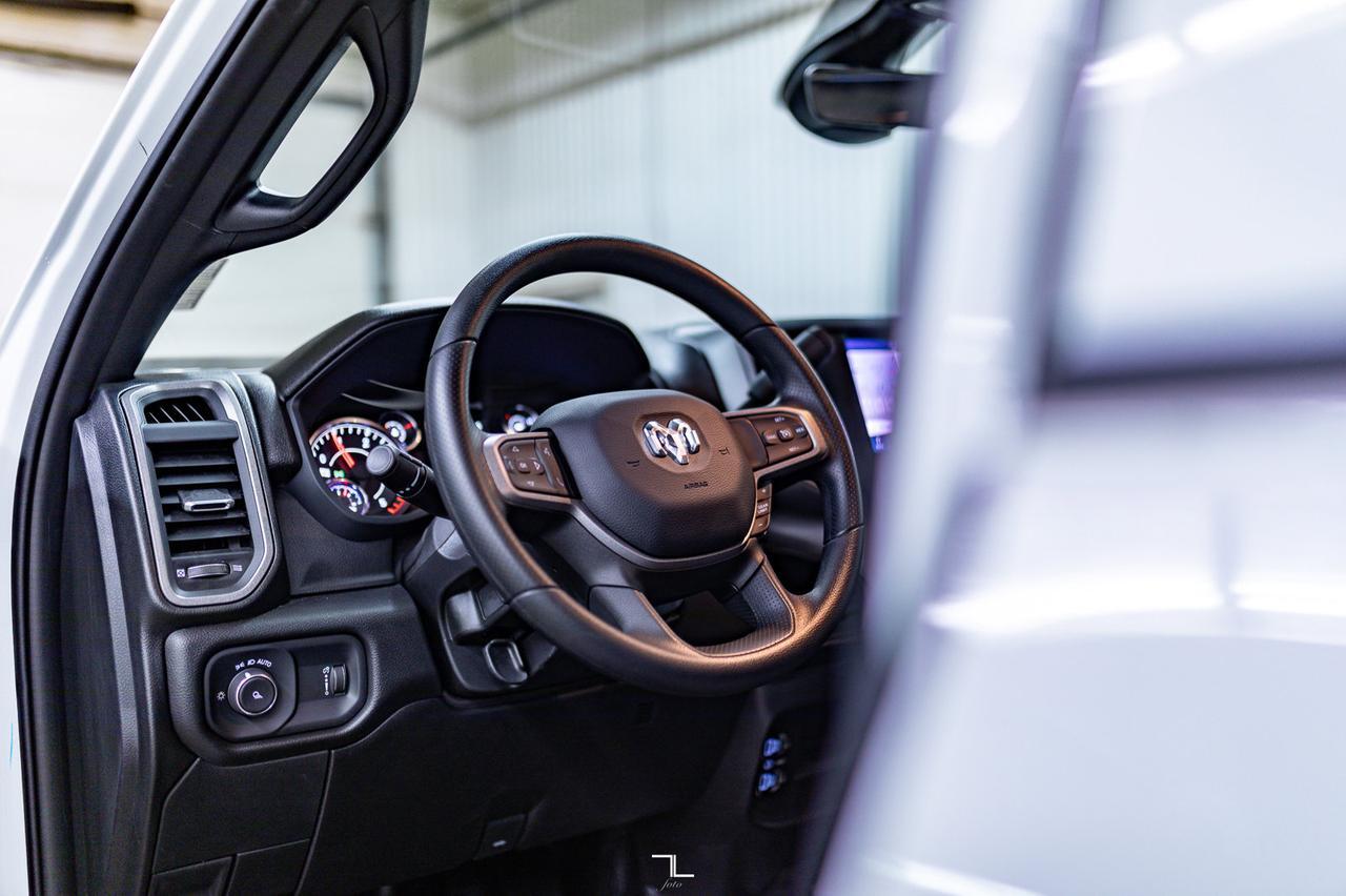 2024 Ram 3500 4x4 Crew Cab Tradesman Dually Diesel AISIN BCam Red Deer AB