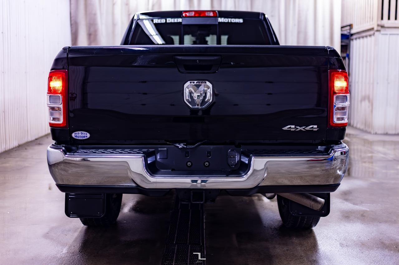 2024 Ram 3500 4x4 Crew Cab Tradesman HEMI BCam Red Deer AB