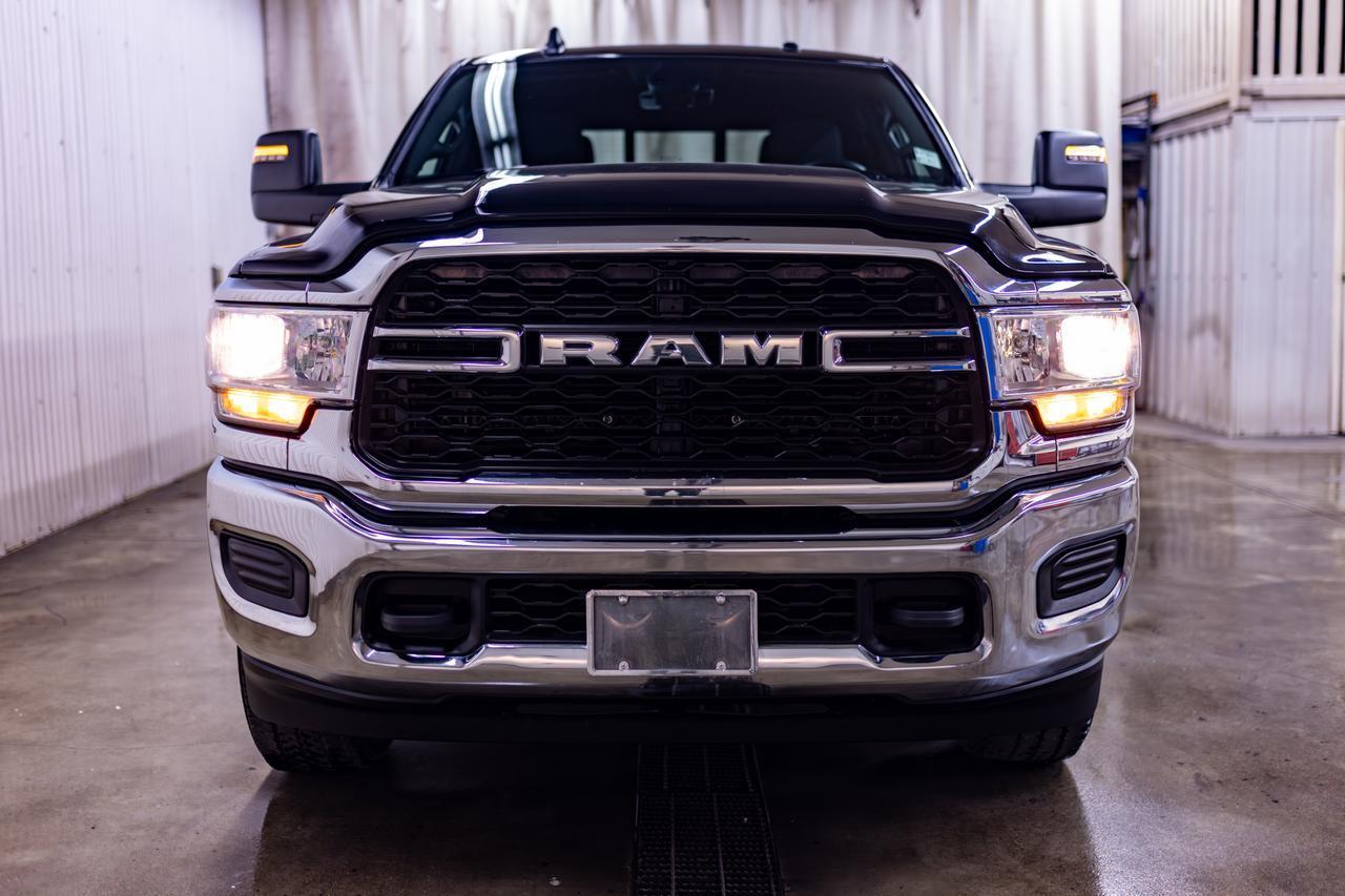 2024 Ram 3500 4x4 Crew Cab Tradesman HEMI BCam Red Deer AB