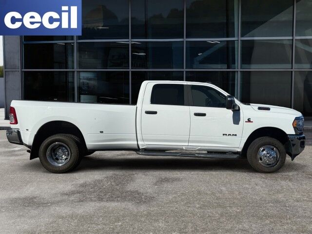 2024 Ram 3500 Big Horn Burnet TX
