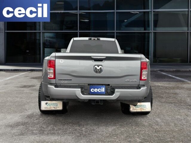 2024 Ram 3500 Big Horn Burnet TX