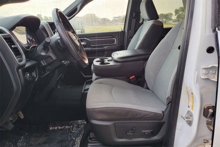 2024 Ram 3500 Big Horn  TX