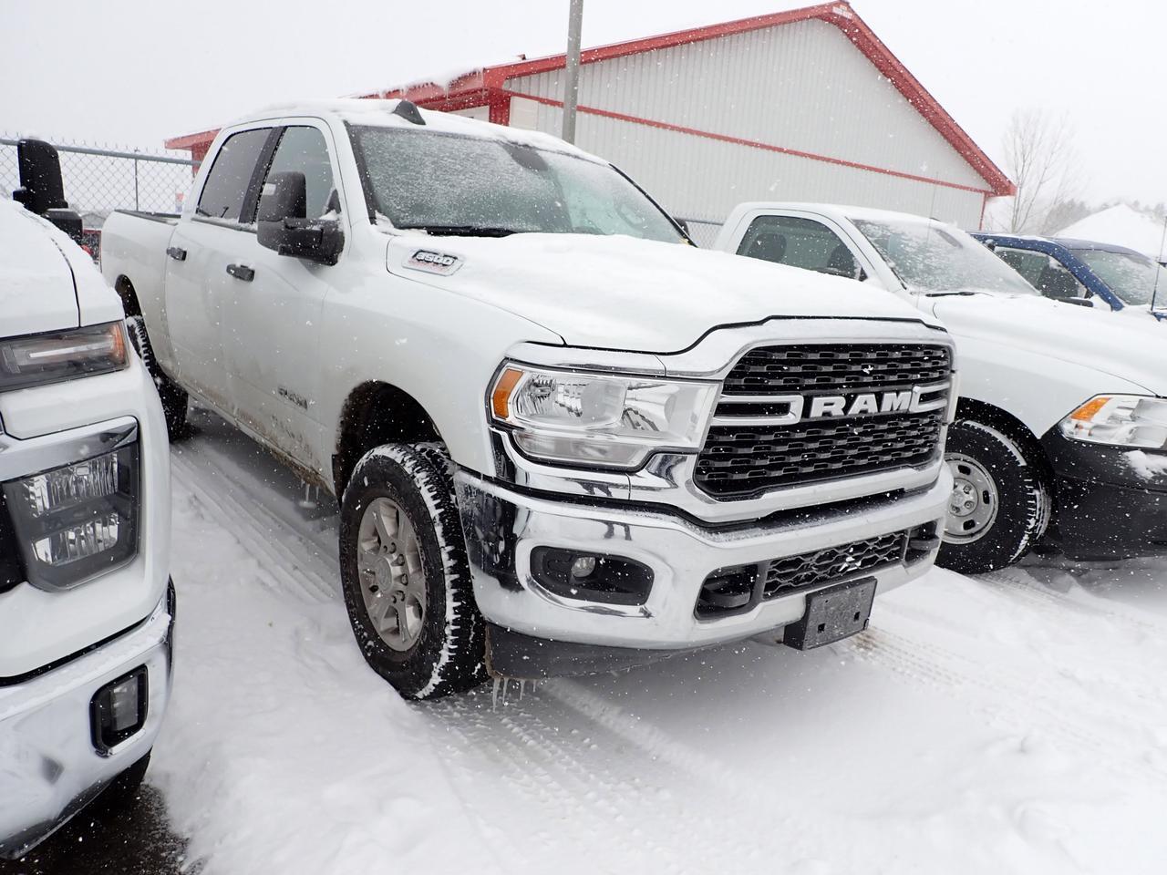 2024 Ram 3500 Big Horn 4WD CREW CAB 6&apos;4 BOX