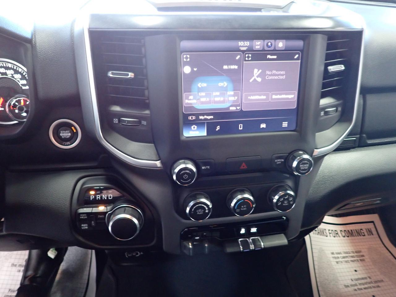 2024 Ram 3500 Big Horn 4WD CREW CAB 6&apos;4&quot; BOX Listowel ON