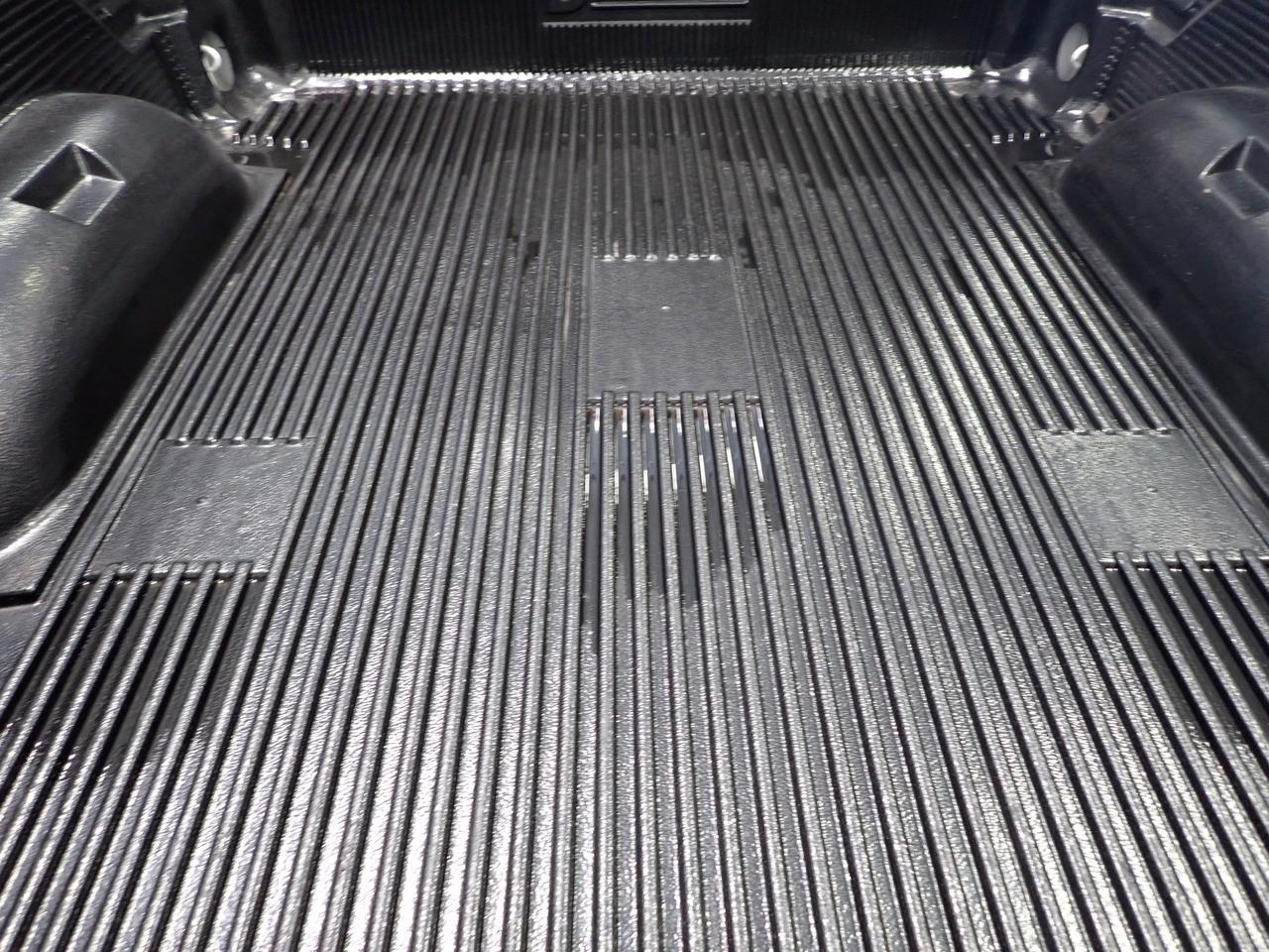 2024 Ram 3500 Big Horn 4WD CREW CAB 6&apos;4&quot; BOX Listowel ON