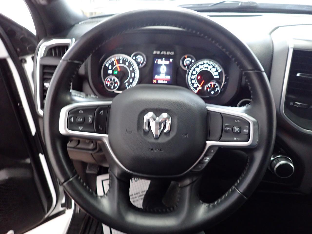 2024 Ram 3500 Big Horn 4WD CREW CAB 6&apos;4&quot; BOX Listowel ON