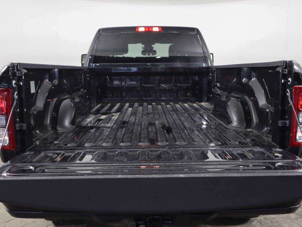 2024 Ram 3500 Big Horn 4x4 Crew Cab Night Edition Diesel Long bed Maumee OH