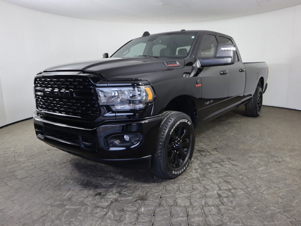 2024 Ram 3500 Big Horn 4x4 Crew Cab Night Edition Diesel Long bed Maumee OH