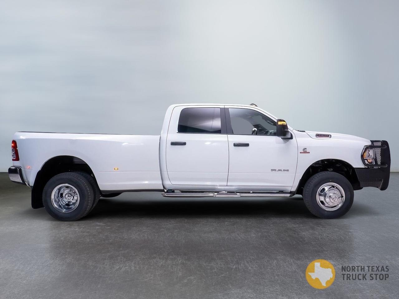 2024 Ram 3500 Big Horn 6.7L Cummins 4X4 Mansfield TX