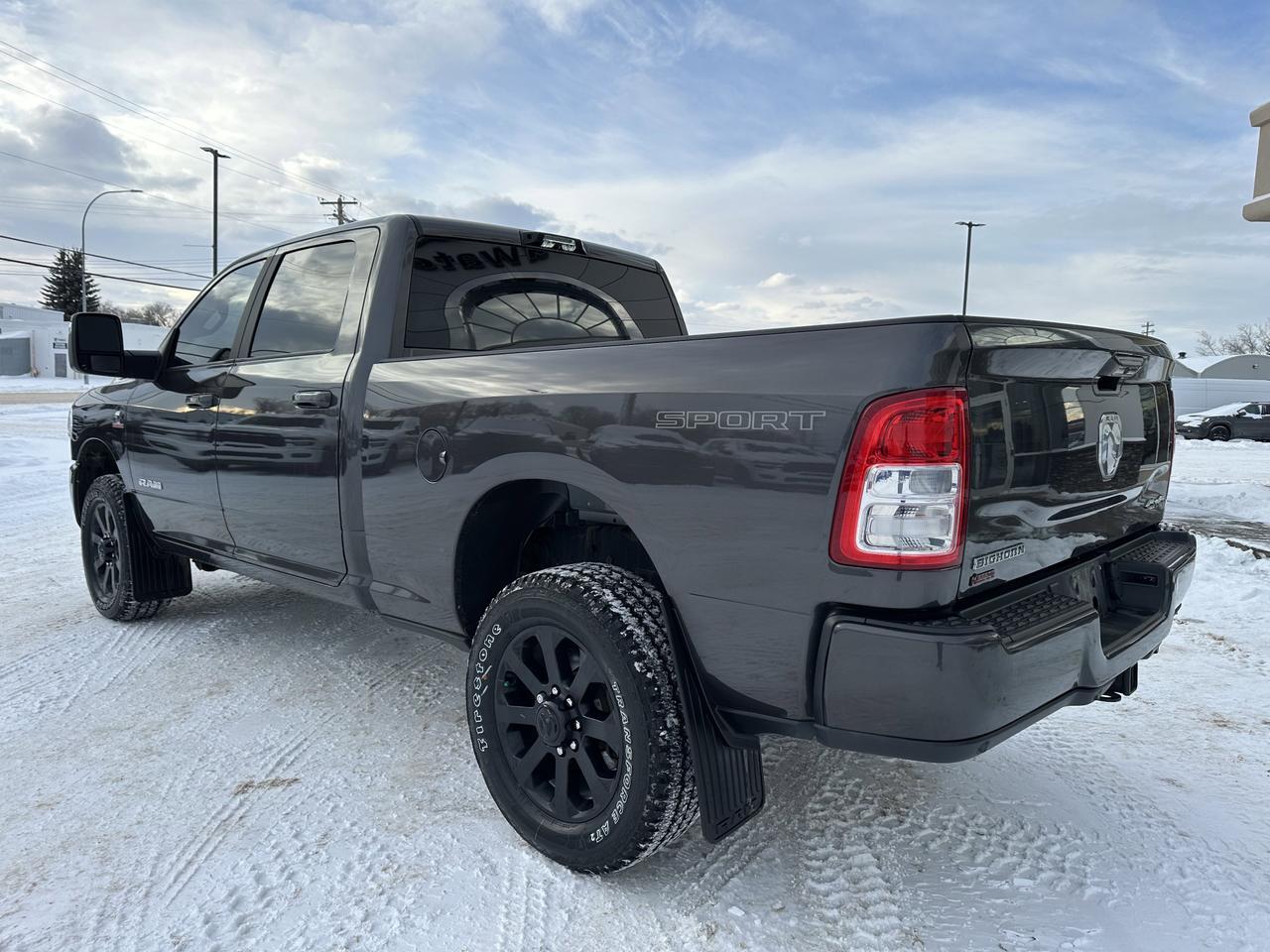 2024 Ram 3500 Big Horn Crew Cab 4x4 | Cummins Diesel | Low KMs | NAV | Heated Seats | Remote Start Redwater AB