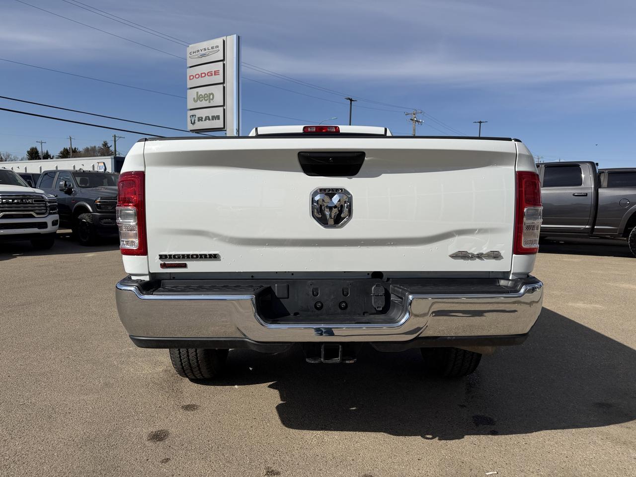 2024 Ram 3500 Big Horn Crew Cab 4x4 | Cummins Turbo Diesel | 8ft Long Box | Low KMs | Remote Start | Backup Camera Redwater AB