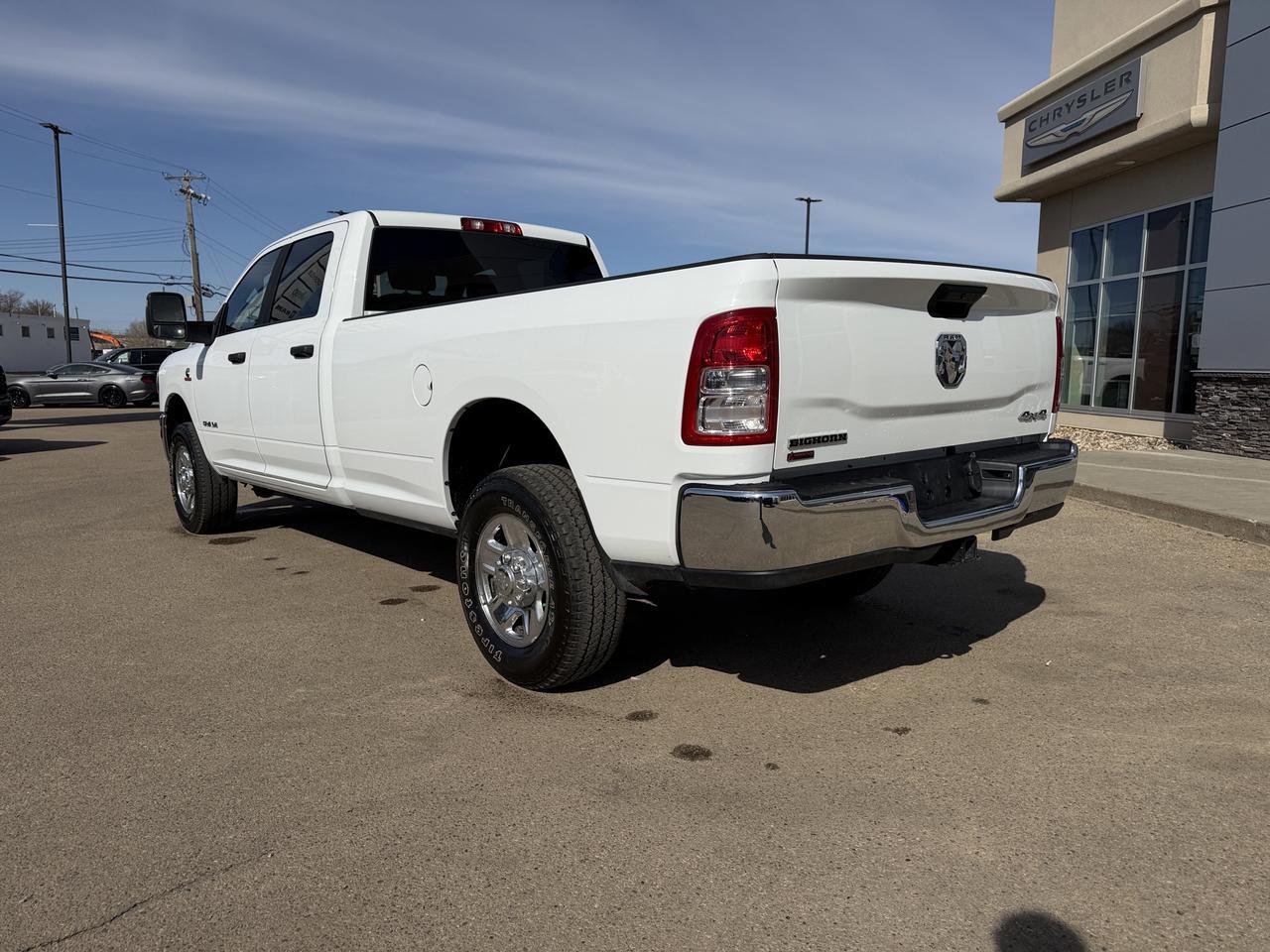 2024 Ram 3500 Big Horn Crew Cab 4x4 | Cummins Turbo Diesel | 8ft Long Box | Low KMs | Remote Start | Backup Camera Redwater AB