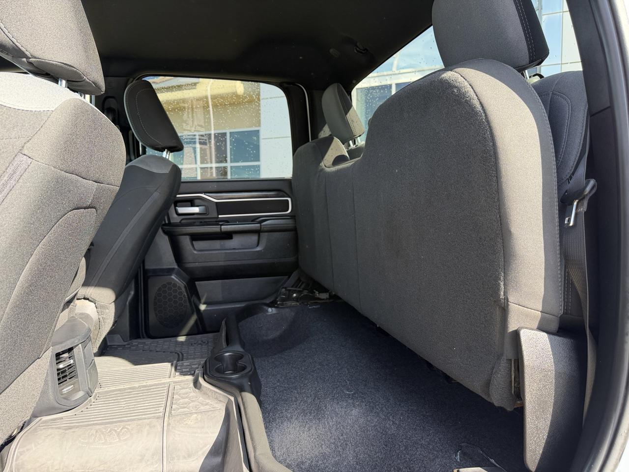 2024 Ram 3500 Big Horn Crew Cab 4x4 | Cummins Turbo Diesel | 8ft Long Box | Low KMs | Remote Start | Backup Camera Redwater AB
