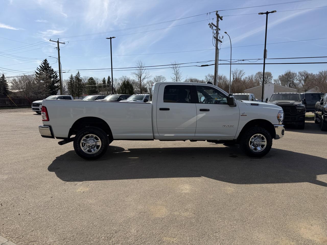2024 Ram 3500 Big Horn Crew Cab 4x4 | Cummins Turbo Diesel | 8ft Long Box | Low KMs | Remote Start | Backup Camera Redwater AB