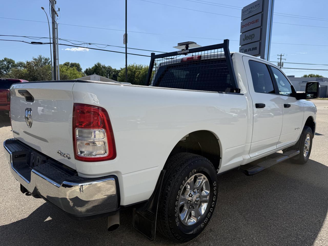 2024 Ram 3500 Big Horn Crew Cab 4x4 | HEMI V8 | 18IN Wheels | Low KMs | Diesel Grey Black Interior Redwater AB