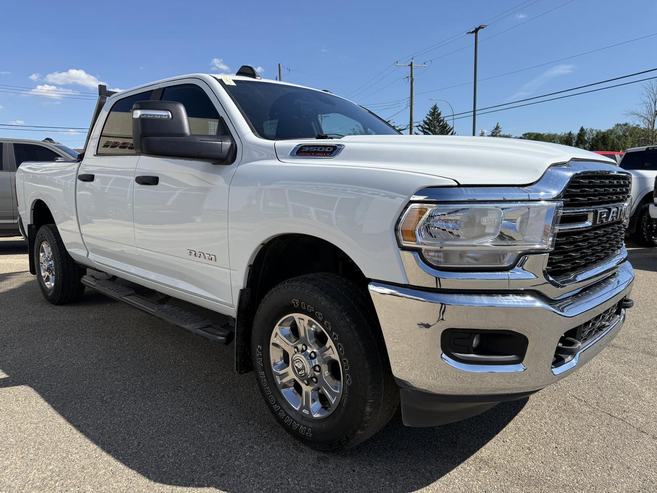 2024 Ram 3500 Big Horn Crew Cab 4x4 | HEMI V8 | 18IN Wheels | Low KMs | Diesel Grey Black Interior Redwater AB