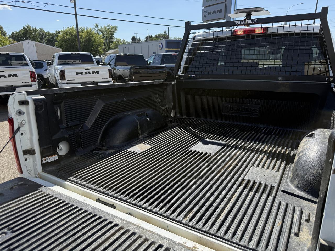 2024 Ram 3500 Big Horn Crew Cab 4x4 | HEMI V8 | 18IN Wheels | Low KMs | Diesel Grey Black Interior Redwater AB