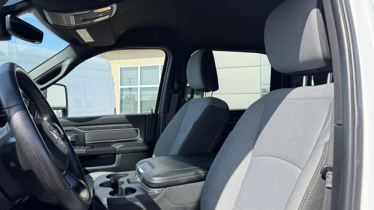 2024 Ram 3500 Big Horn Crew Cab 4x4 | Low KMs | Cummins Diesel | Remote Start | Backup Camera | Towing Package Redwater AB