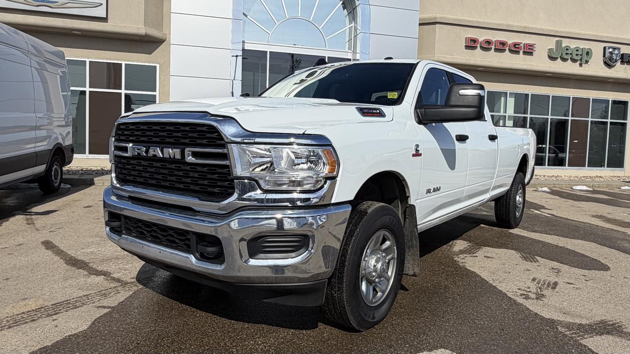 2024 Ram 3500 Big Horn Crew Cab 4x4 | Low KMs | Cummins Diesel | Remote Start | Backup Camera | Towing Package Redwater AB