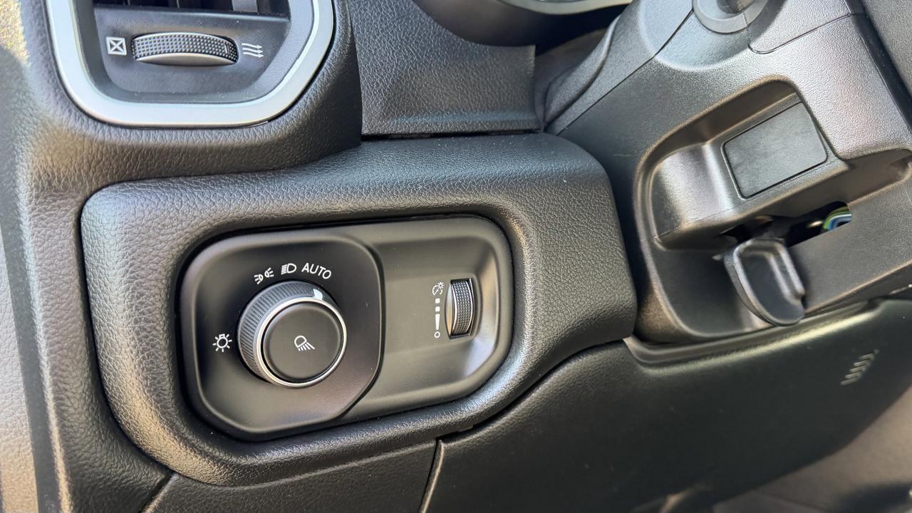 2024 Ram 3500 Big Horn Crew Cab 4x4 | Low KMs | Cummins Diesel | Remote Start | Backup Camera | Towing Package Redwater AB