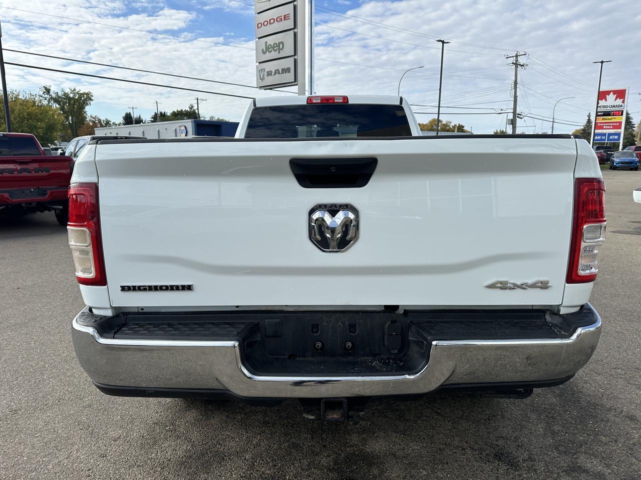 2024 Ram 3500 Big Horn Crew Cab 4x4 | Low KMs | Cummins Diesel | Remote Start | NAV | Backup Camera Redwater AB