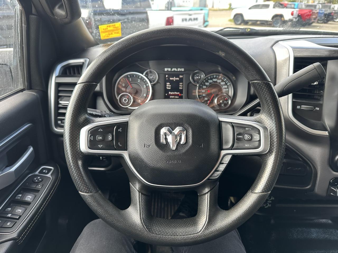 2024 Ram 3500 Big Horn Crew Cab 4x4 | Low KMs | Cummins Diesel | Remote Start | NAV | Backup Camera Redwater AB