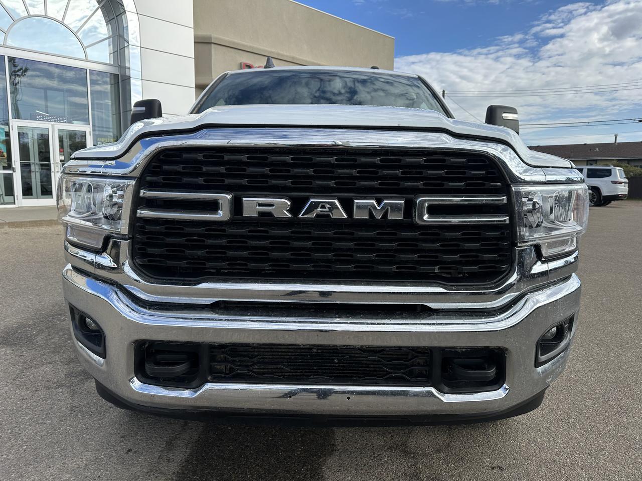 2024 Ram 3500 Big Horn Crew Cab 4x4 | Low KMs | Cummins Diesel | Remote Start | NAV | Backup Camera Redwater AB