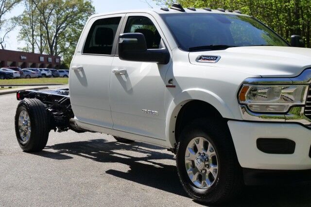 2024 Ram 3500 Chassis Cab Laramie 4X4 / Cummins Turbo Diesel / AISIN! High Point NC