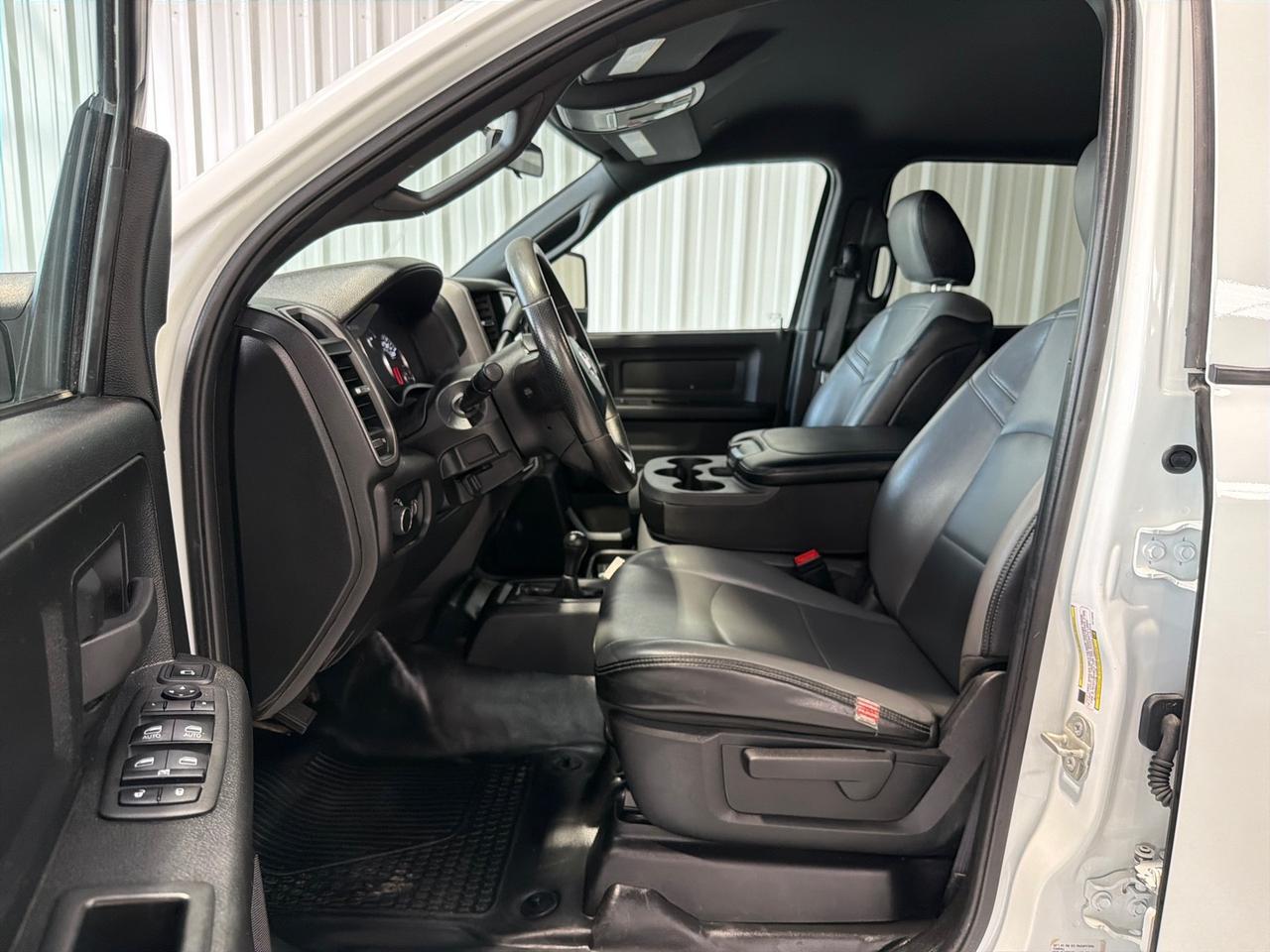 2024 Ram 3500 Chassis Cab Tradesman, 4x4, C&M 9ft 4in RD Flatbed w/ Toolboxes, 8.4in Screen, Max Tow, New Tires Houston TX