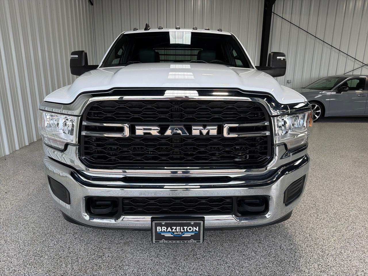 2024 Ram 3500 Chassis Cab Tradesman, 4x4, C&M 9ft 4in RD Flatbed w/ Toolboxes, 8.4in Screen, Max Tow, New Tires Houston TX