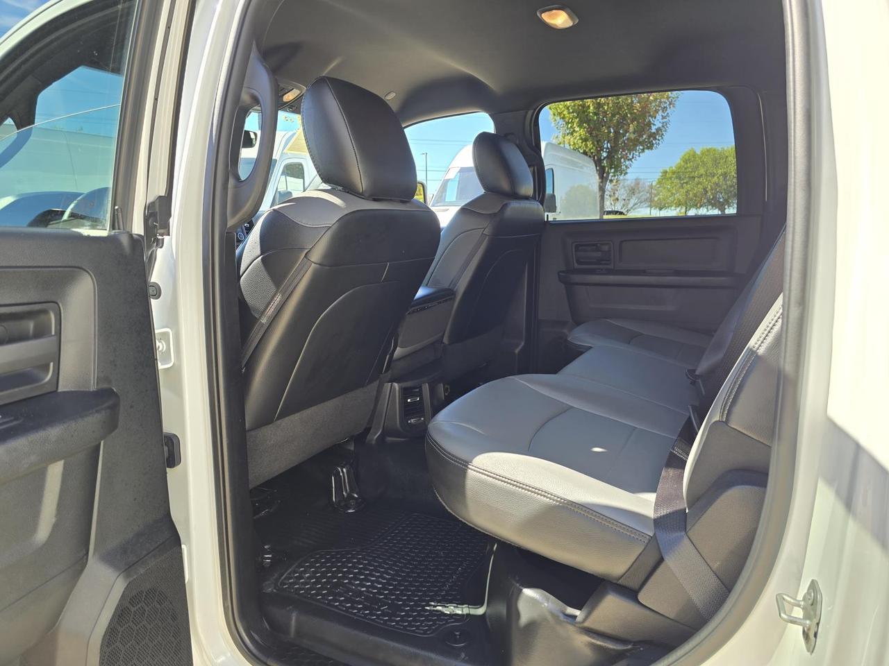 2024 Ram 3500 Chassis Cab Tradesman DRW 4WD Crew Cab Knapheide Service Bed W/Max Tow Package and and Safety Group Concord NC