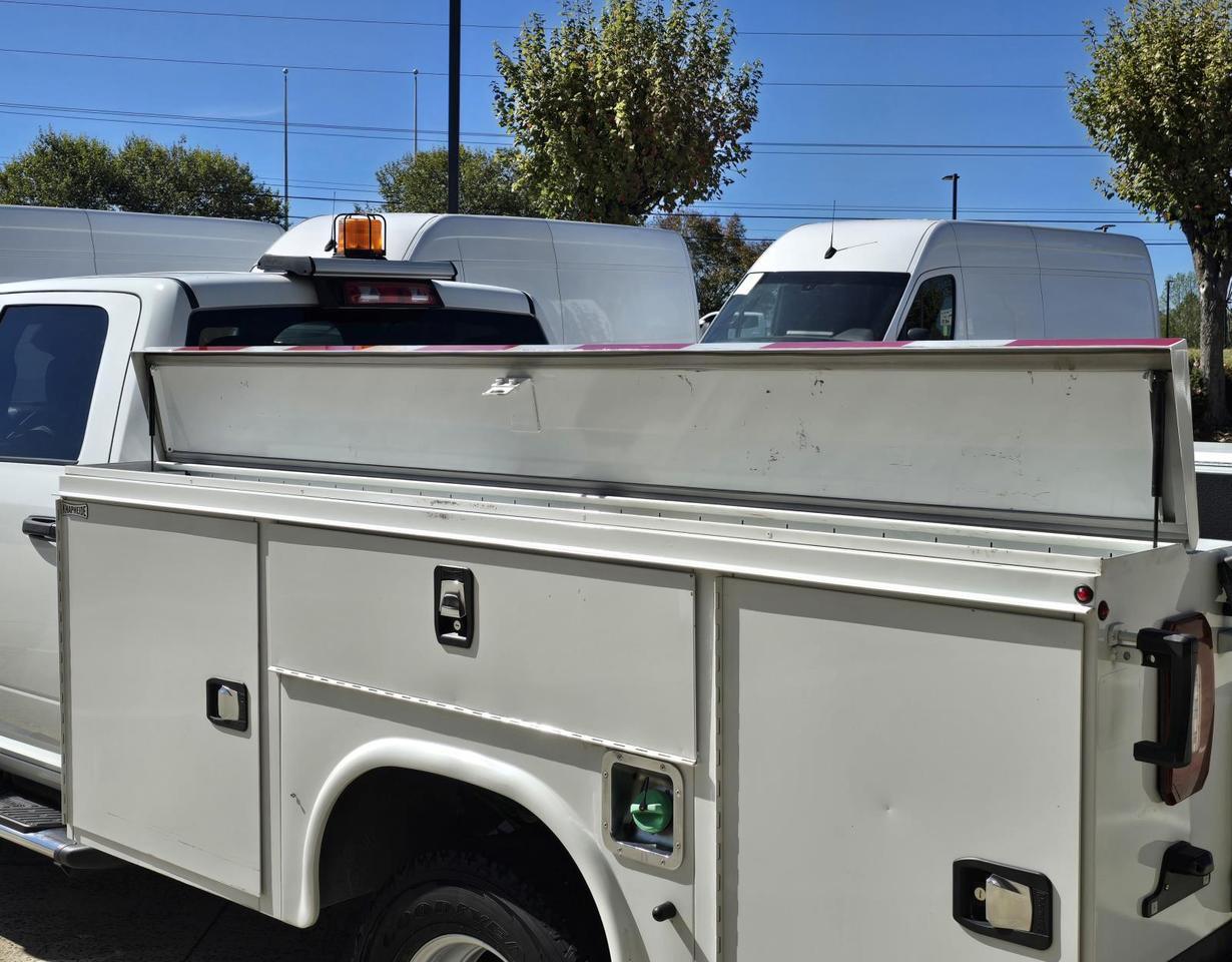 2024 Ram 3500 Chassis Cab Tradesman DRW 4WD Crew Cab Knapheide Service Bed W/Max Tow Package and and Safety Group Concord NC