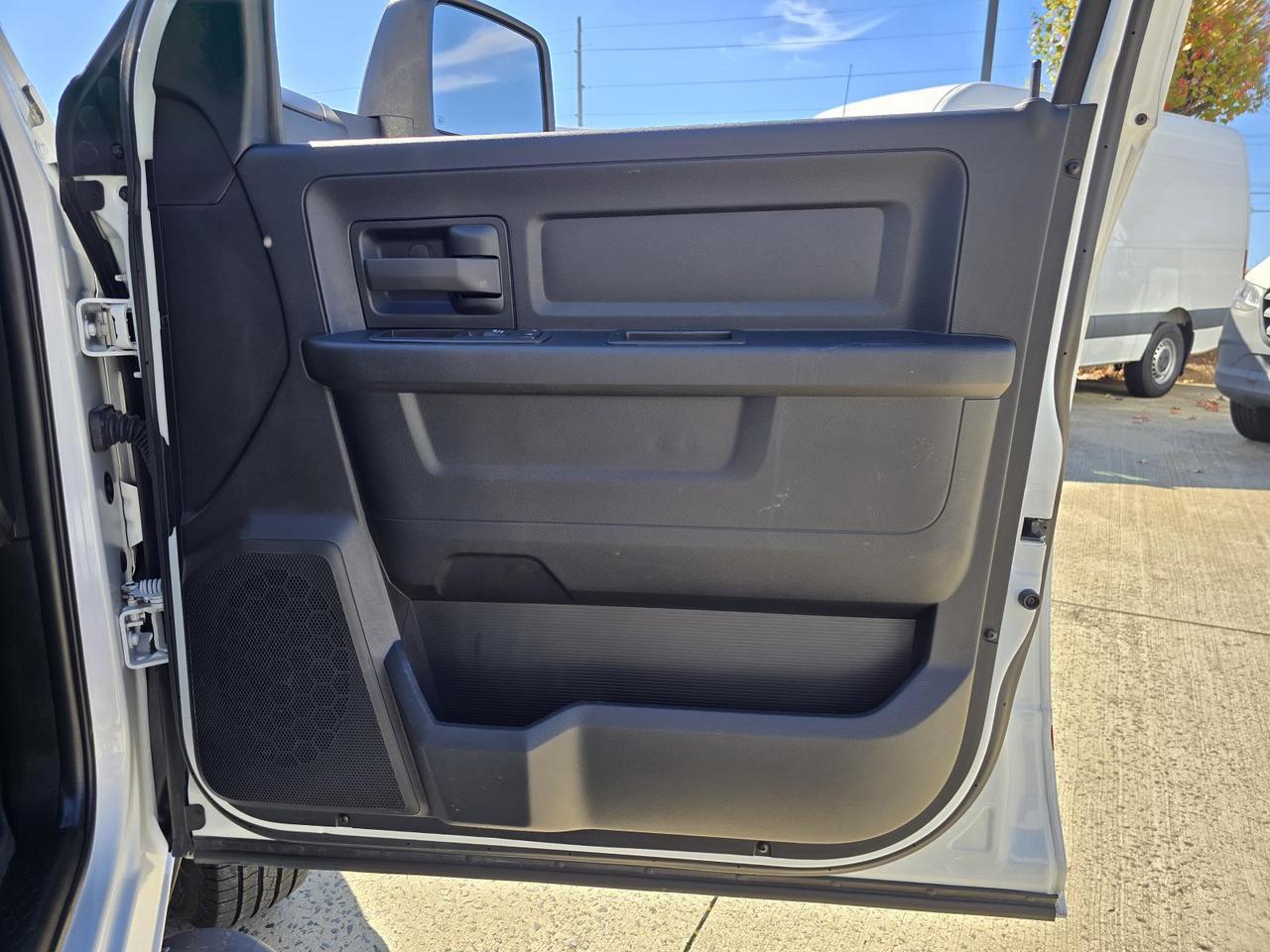 2024 Ram 3500 Chassis Cab Tradesman DRW 4WD Crew Cab Knapheide Service Bed W/Max Tow Package and and Safety Group Concord NC
