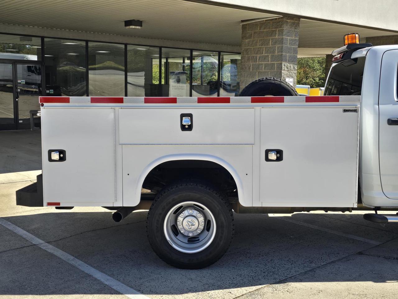 2024 Ram 3500 Chassis Cab Tradesman DRW 4WD Crew Cab Knapheide Service Bed W/Max Tow Package and and Safety Group Concord NC