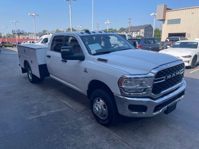 2024 Ram 3500 Chassis Tradesman/SLT/Laramie/Limited Charlotte NC