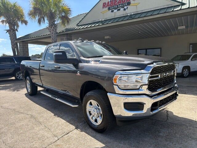 2024 Ram 3500 Crew Cab 4WD Tradesman