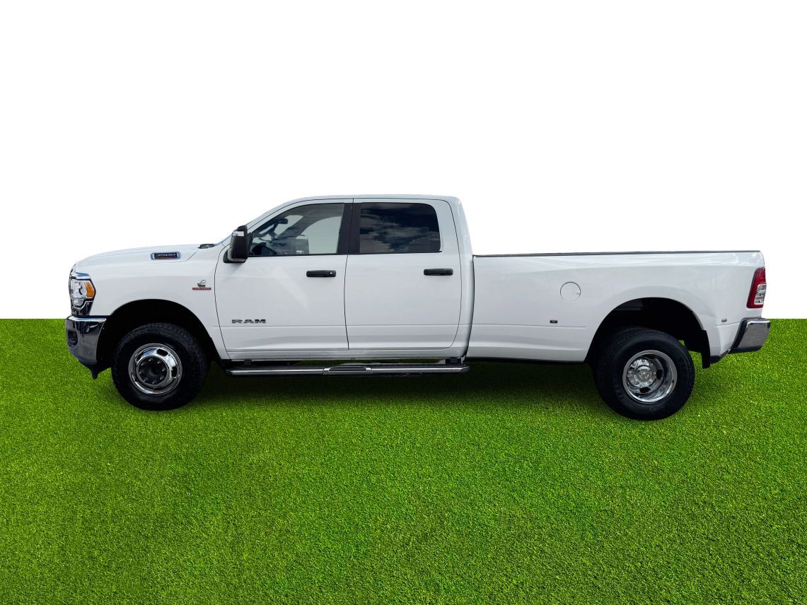 2024 Ram 3500 Crew Cab Big Horn Pickup 4D 8 ft