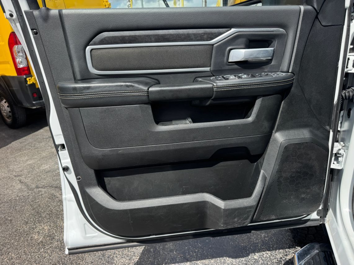 2024 Ram 3500 Crew Cab Big Horn Pickup 4D 8 ft