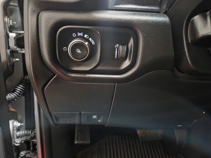 2024 Ram 3500 Dually Lifted 4WD 24in American Force Aisin Transmission Dually 6.7L Diesel FREE WARRANTY Arlington TX