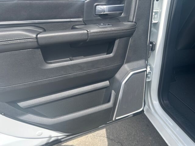2024 Ram 3500 Laramie  -  Tow Package - $714 B/W 100 Mile House BC